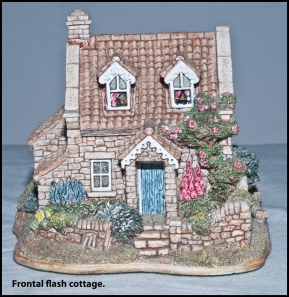 Frontal Flash cottage
